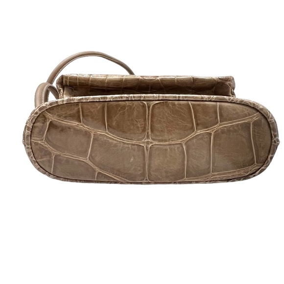TITTI DELL'ACQUA MAXIMA TAN ALLIGATOR CROSSBODY PURSE W FRONT ZIP POCKET - Picture 4 of 16